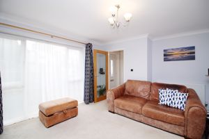 Lounge/Diner- click for photo gallery